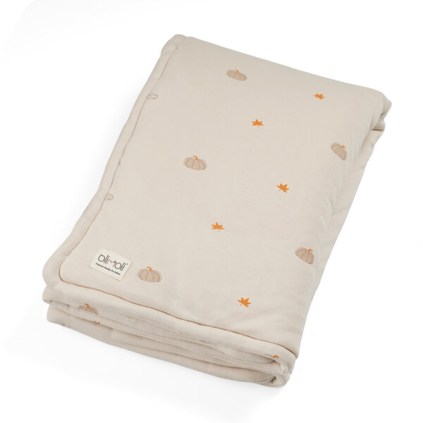 שמיכת מילוי S אולימולי ליין דלעת – Olimoli Pumpkin Mood filled Blanket 80X80 cm
